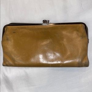 Tan Hobo Wallet